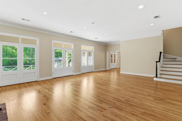 72 Brookline Dr., Hattiesburg, MS 39402