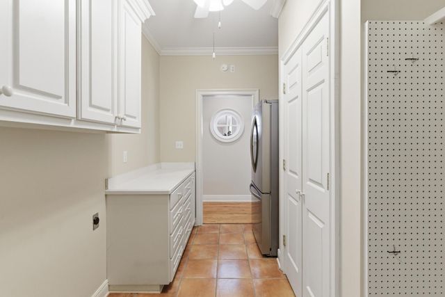 72 Brookline Dr., Hattiesburg, MS 39402