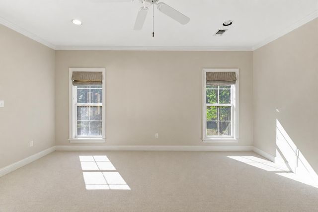 72 Brookline Dr., Hattiesburg, MS 39402