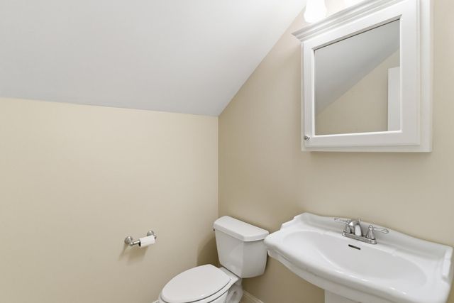 72 Brookline Dr., Hattiesburg, MS 39402