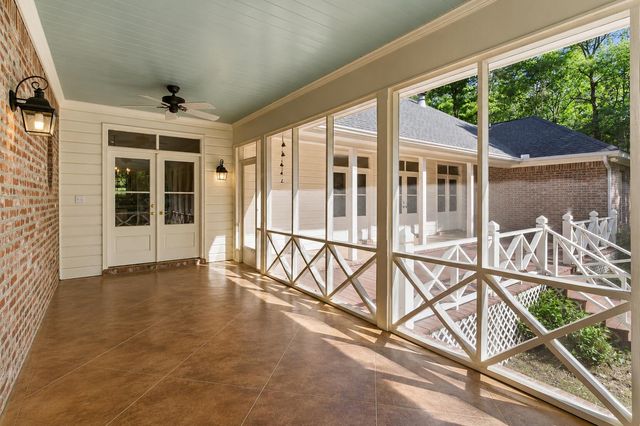 72 Brookline Dr., Hattiesburg, MS 39402