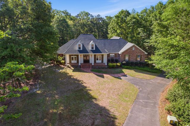 72 Brookline Dr., Hattiesburg, MS 39402