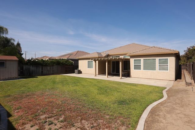 1472 Vasco, Manteca, CA 95337