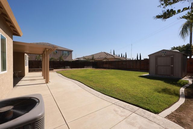 1472 Vasco, Manteca, CA 95337