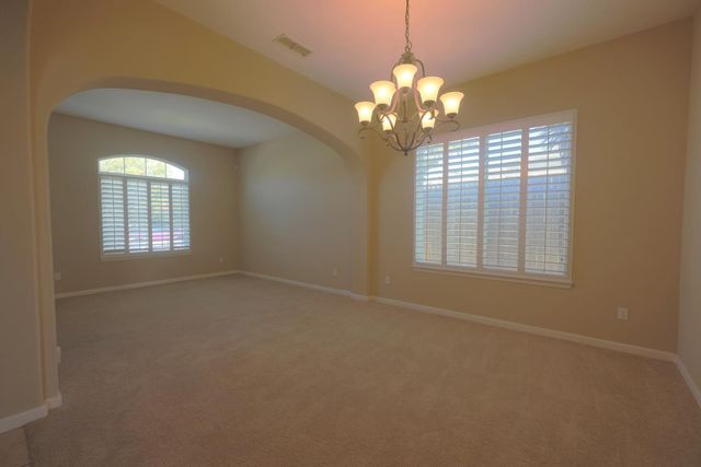 1472 Vasco, Manteca, CA 95337