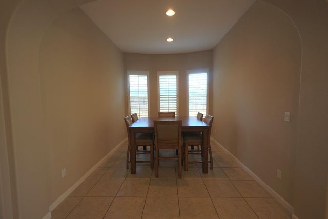 1472 Vasco, Manteca, CA 95337