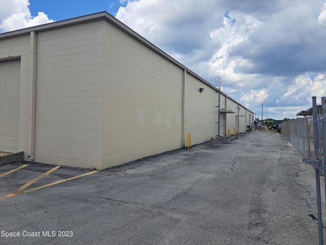 2469 Palm Bay Road NE 3, Palm Bay, FL 32905