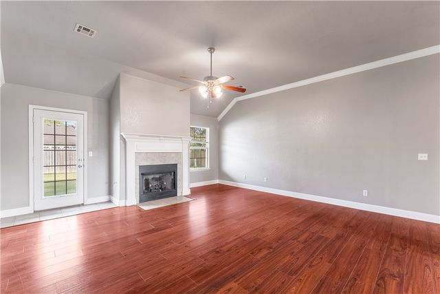 521 Red Bud Street, Centerton, AR 72719