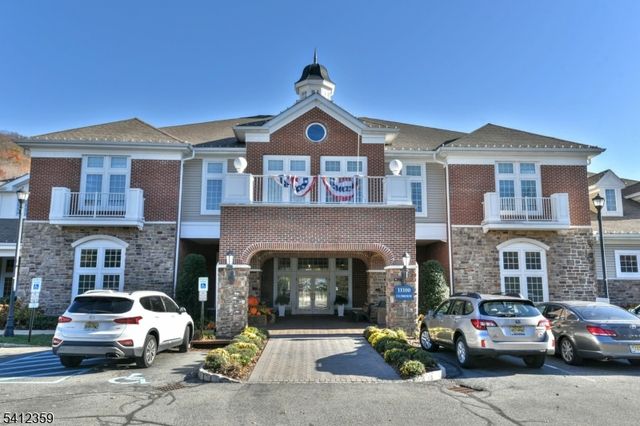 10123 Warrens Way, Wanaque Boro, NJ 07465