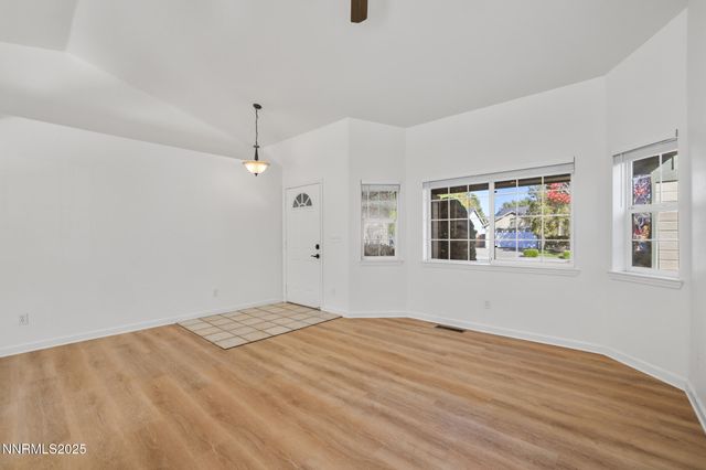 1464 Edlesborough Circle, Gardnerville, NV 89410