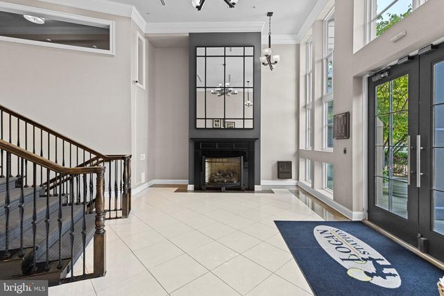 1210 R ST NW #B1, Washington, DC 20009