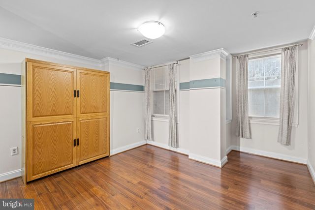 1210 R ST NW #B1, Washington, DC 20009