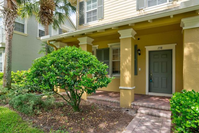 158 W Thatch Palm Circle, Jupiter, FL 33458