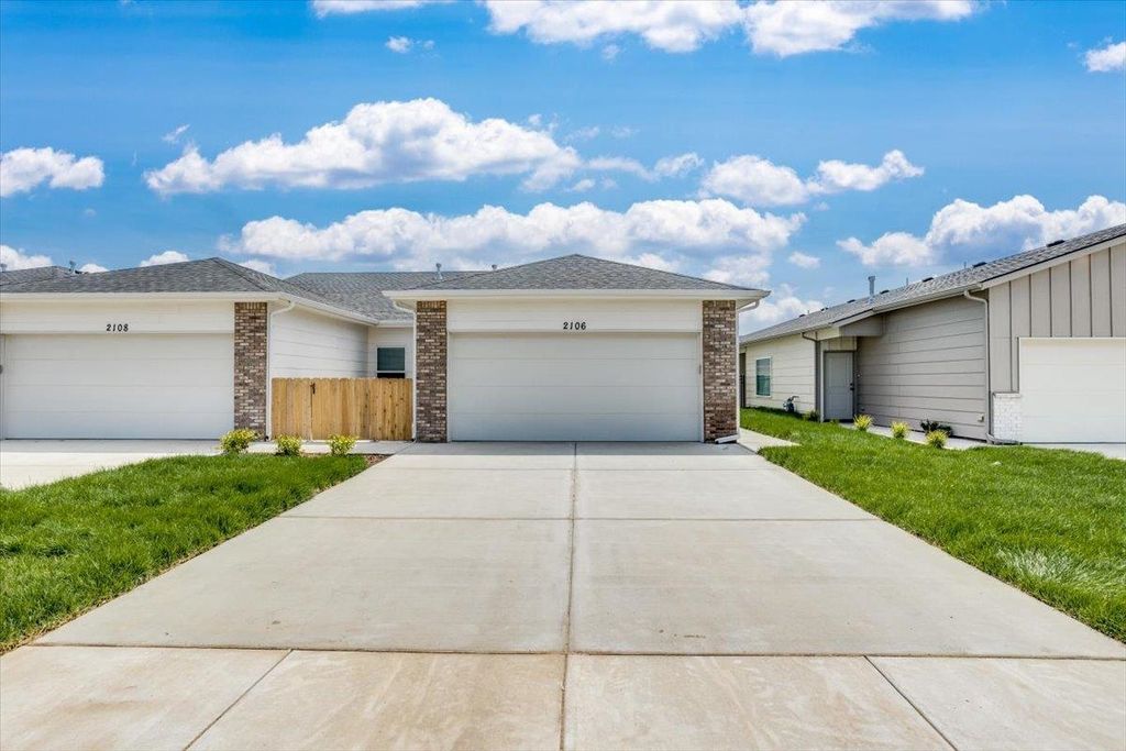15220 W Kristina St, Goddard, KS 67052