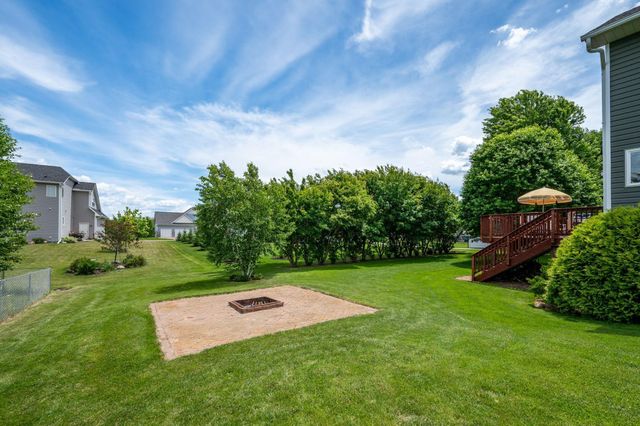 13522 Oakwood Drive, Rogers, MN 55374