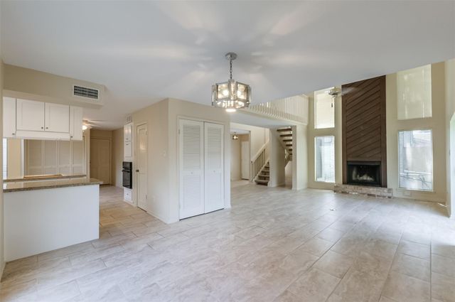 514 Shady Dale Drive, Stafford, TX 77477