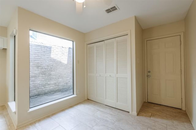 514 Shady Dale Drive, Stafford, TX 77477