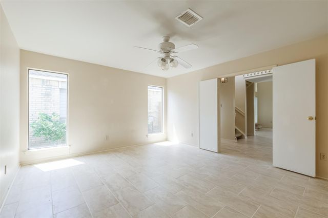 514 Shady Dale Drive, Stafford, TX 77477