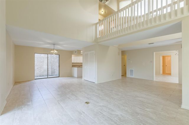 514 Shady Dale Drive, Stafford, TX 77477