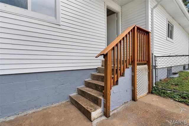 7530 Trenton Avenue, University City, MO 63130