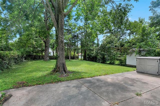 7530 Trenton Avenue, University City, MO 63130