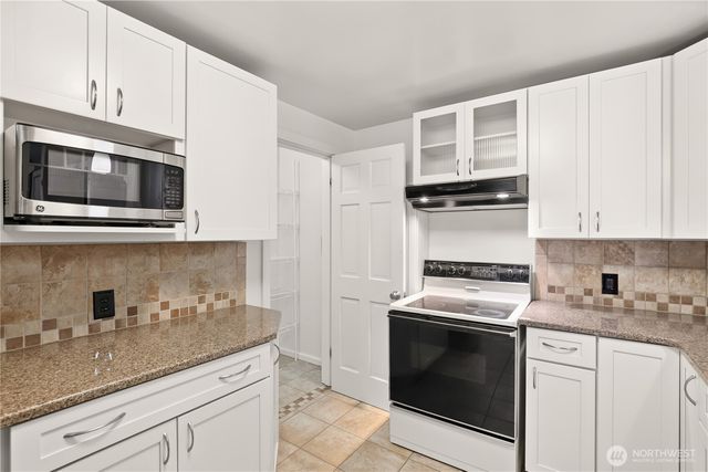 3313 N Gove Street, Tacoma, WA 98407