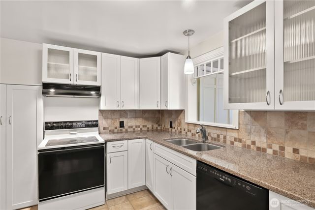 3313 N Gove Street, Tacoma, WA 98407