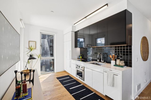 388 Fulton Street 413, San Francisco, CA 94102