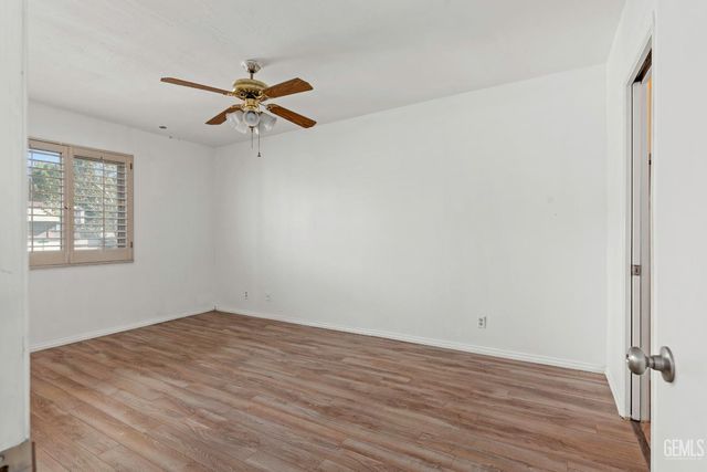 1401 Libra Court, Bakersfield, CA 93309