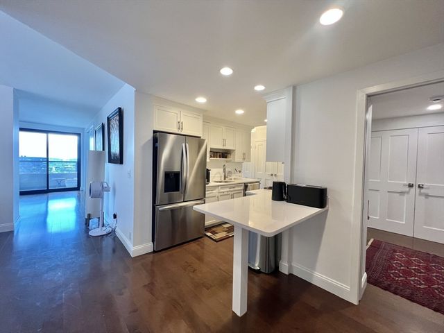 65 E India Row 23B, Boston, MA 02110