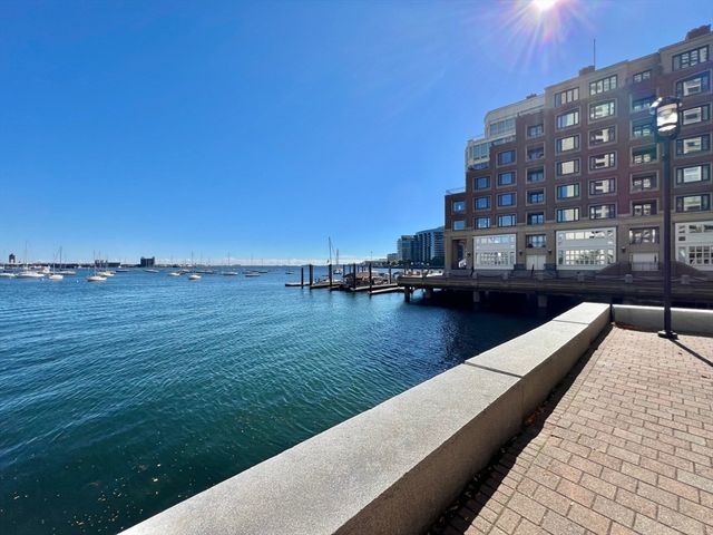 65 E India Row 23B, Boston, MA 02110