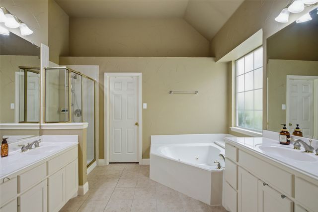 9024 Bottlebrush Lane, Irving, TX 75063