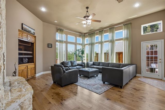 9024 Bottlebrush Lane, Irving, TX 75063