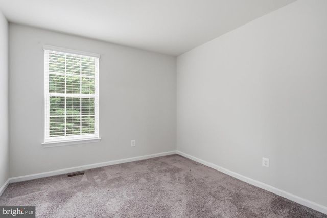 69 DRIVER SQ, Front Royal, VA 22630