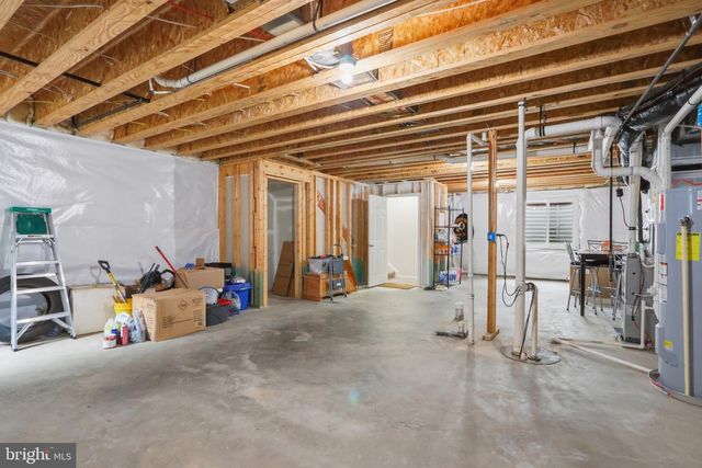 69 DRIVER SQ, Front Royal, VA 22630