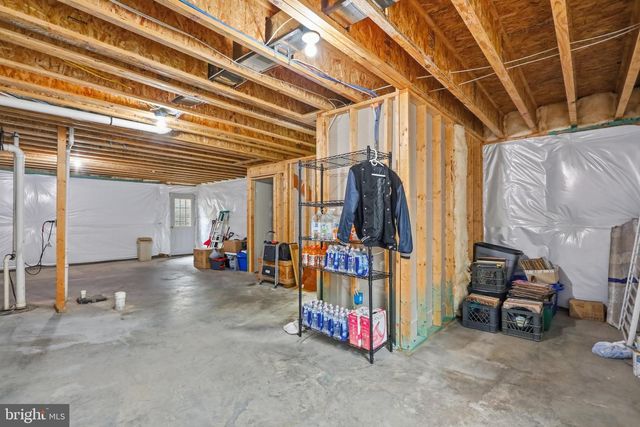 69 DRIVER SQ, Front Royal, VA 22630