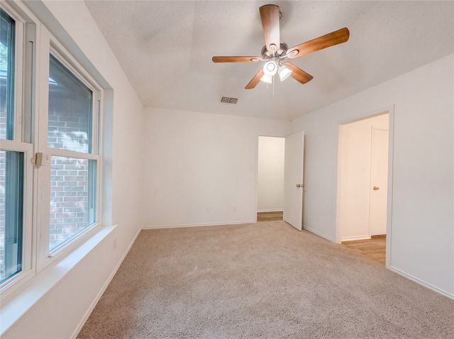 3628 Riverhead Drive, Arlington, TX 76015