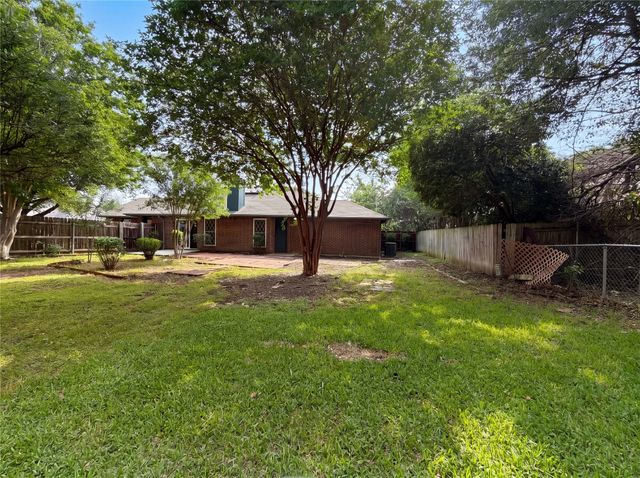3628 Riverhead Drive, Arlington, TX 76015