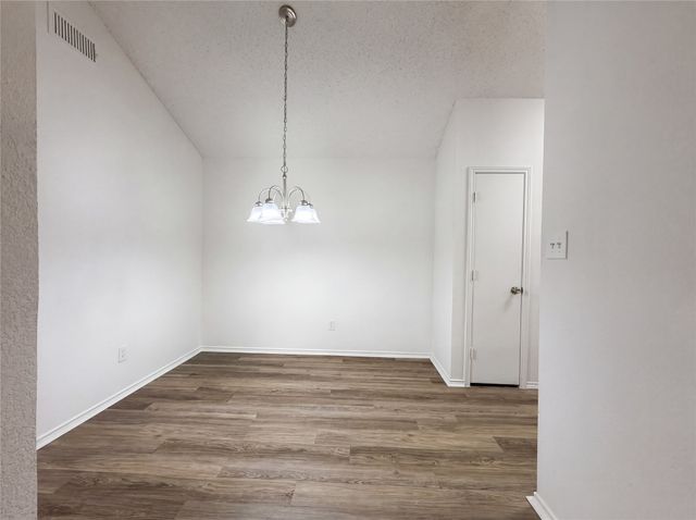 3628 Riverhead Drive, Arlington, TX 76015