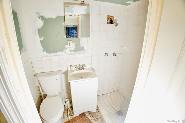 12222 Nellis Street, Springfield Gardens, NY 11413