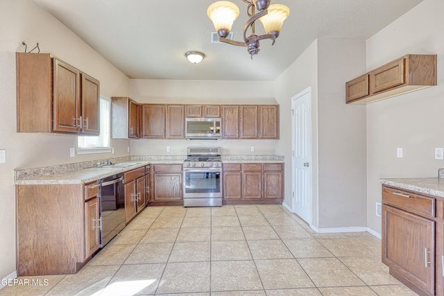 12069 COPPER VALLEY Lane, El Paso, TX 79934