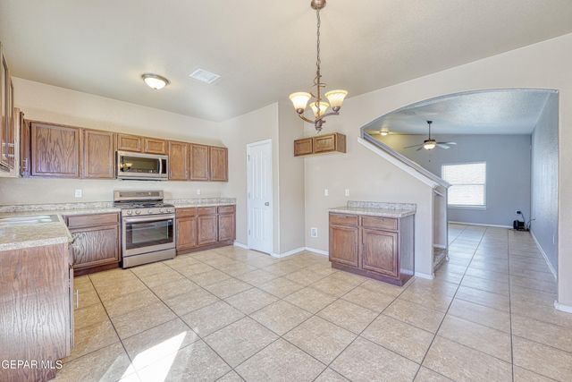 12069 COPPER VALLEY Lane, El Paso, TX 79934