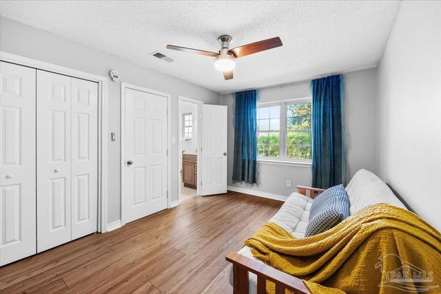 7010 Lake Joanne Dr, Pensacola, FL 32506
