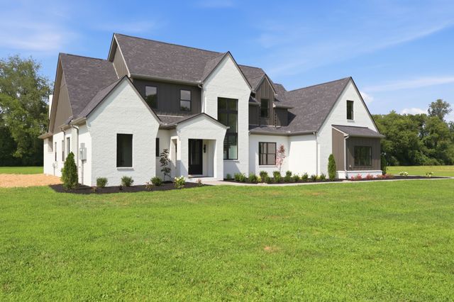 322 Canna Dr, Lascassas, TN 37085