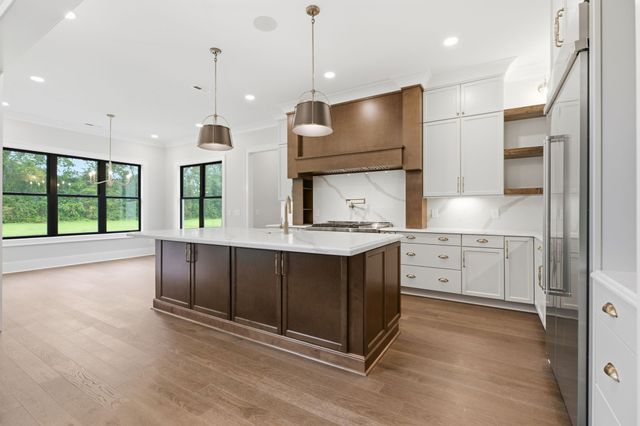 322 Canna Dr, Lascassas, TN 37085