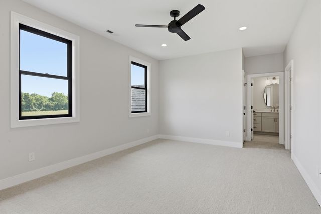 322 Canna Dr, Lascassas, TN 37085