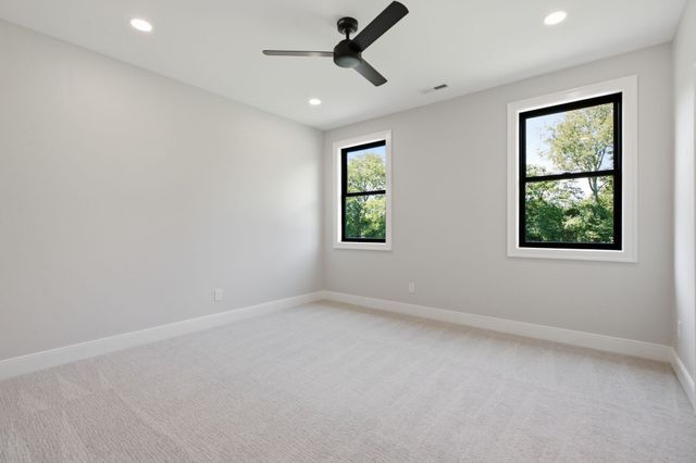322 Canna Dr, Lascassas, TN 37085