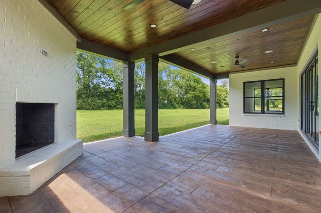 322 Canna Dr, Lascassas, TN 37085