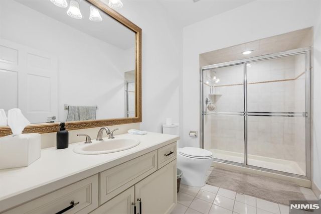 18 Sunflower Drive, Upper Saddle River, NJ 07458