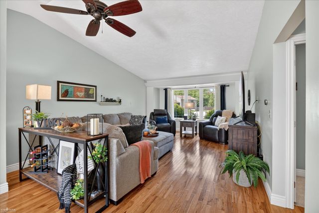 1012 Wood Court, Owosso, MI 48867